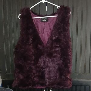Love Tree Faux Fur Vest in Deep Burgundy